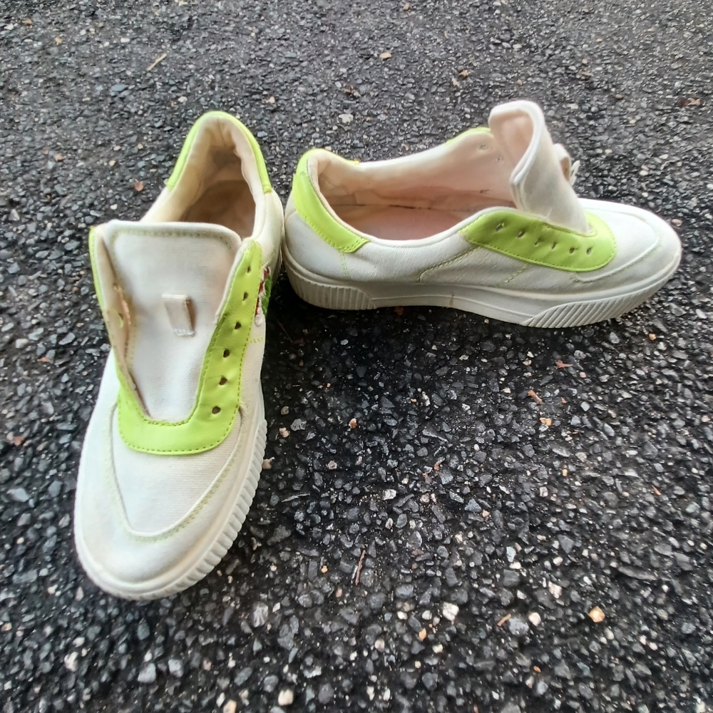 Mix No.6 Ebele Women's Platform Sneaker, White/Neon Yellow, Size 6.5